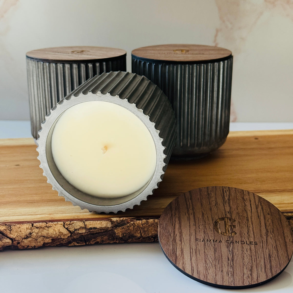 9.5 oz- Ribbed Candle - Smoke